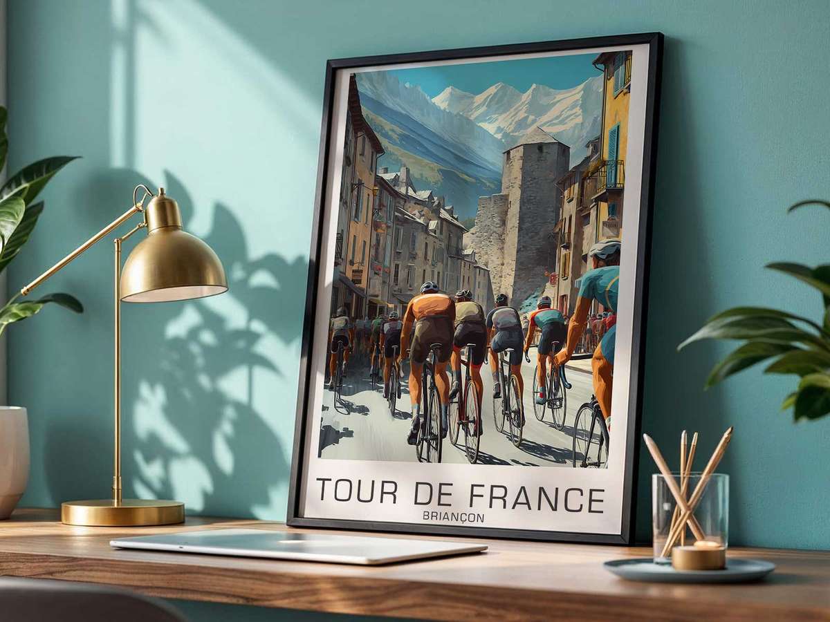 Briançon Heritage composition styled as wall art and featuring speed, elevation and long-distance character